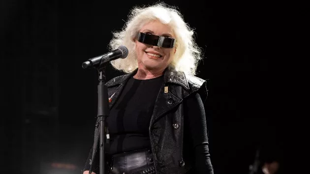getty_debbieharry_080824646832