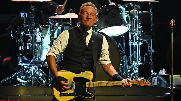 getty_brucespringsteen_081924225634
