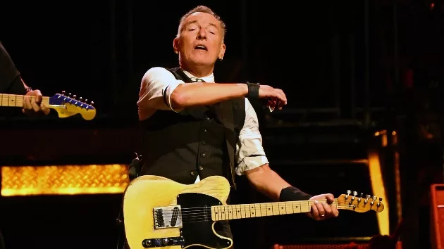 getty_brucespringsteen_082624582502