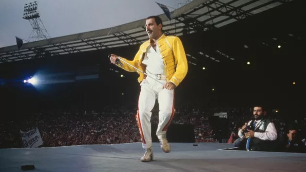 getty_freddiemercury_09032488605