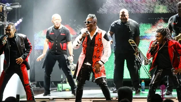 getty_earthwind26fire_92324760891