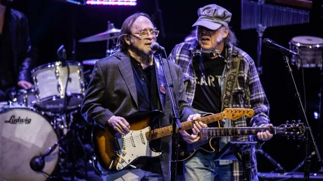 getty_neilyoungstephenstills_100724438519