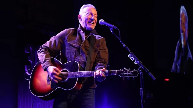 getty_brucespringsteen_101524232654