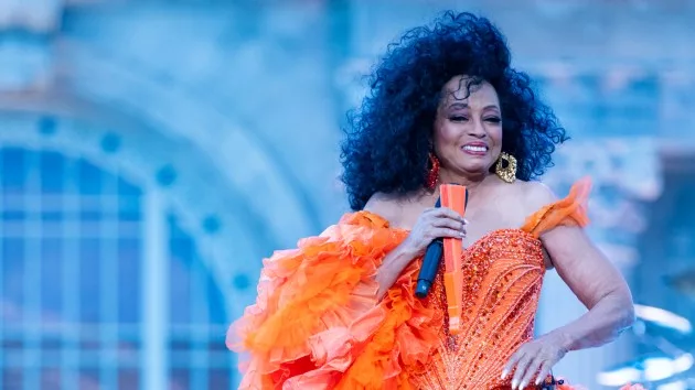 getty_dianarossonstage_101524775719