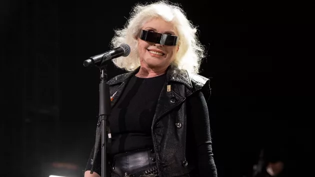 getty_blondie_102524799009