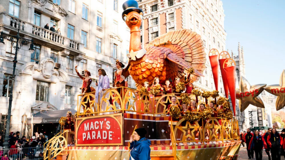e_macysthanksgivingdayparade_110424_0230822