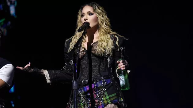 getty_madonnaonstage_081224_0498968