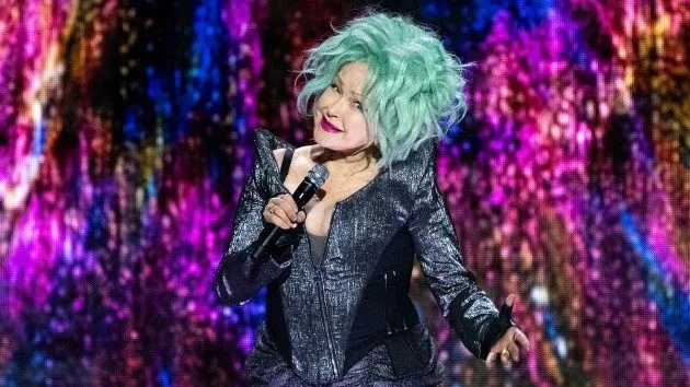 getty_cyndilauper_021225406676