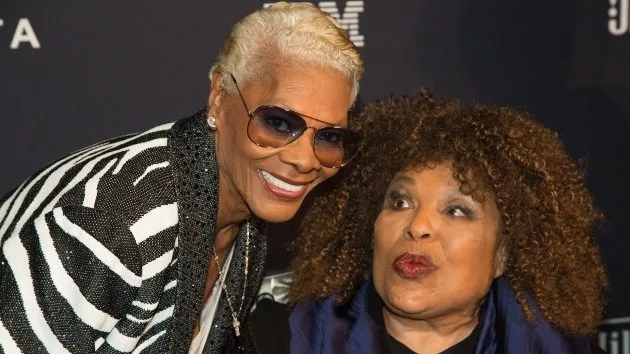 getty_dionnewarwickrobertaflack_02242515034