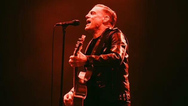 getty_bryanadams_060325654170
