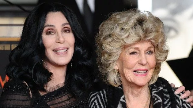 getty_cher20and20mom_061025_0876514