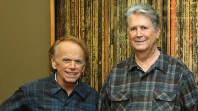 m_al20jardine20and20brian20wilson_061125795397
