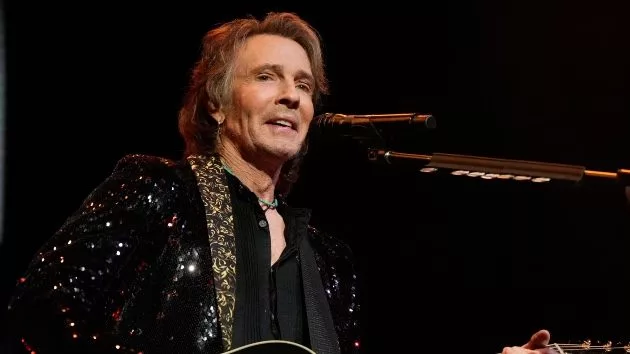 getty_rickspringfield_071025407678