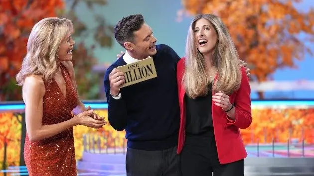 e_wheeloffortune_100125148845