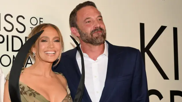 getty_jenniferlopezbenaffleck_100725222380