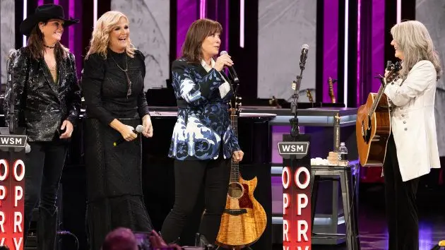 m_terriclarktrishayearwoodsuzyboggusskathymatteaopry887053
