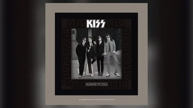 m_kissdressedtokill_102825143722