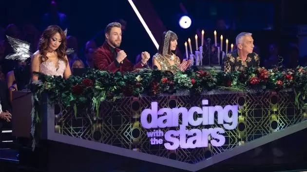 m_dancingwiththestars_103025657939