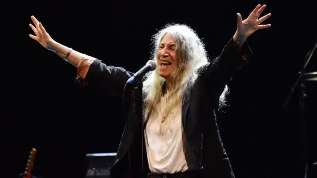 getty_pattismith_020926915014