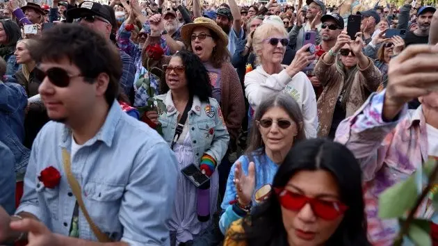 getty_deadheads_022627932451