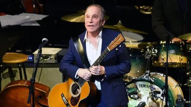 getty_paulsimon_042026492519