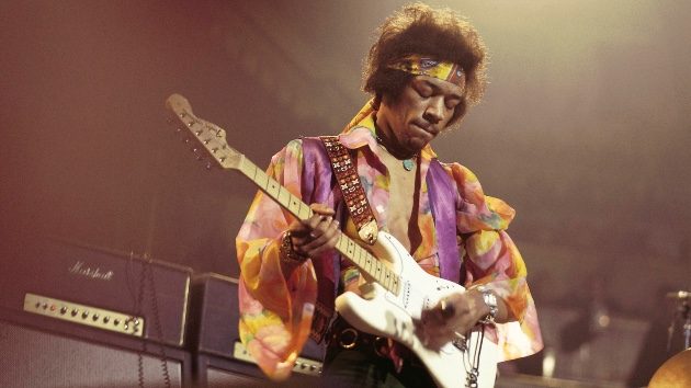getty_jimihendrix_050426170360