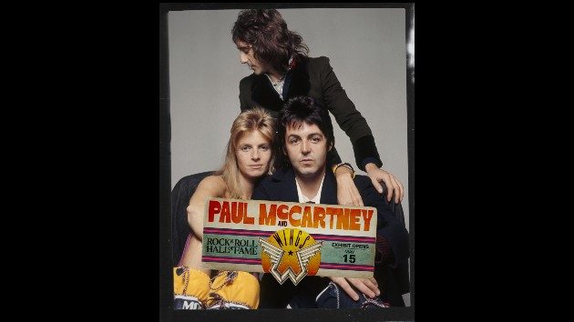 m_paulmccartneywingsexhibit_05142634082