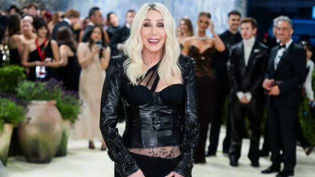 getty_cher20at20met20gala202026_051926851268