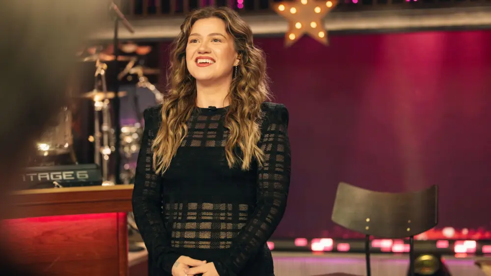 getty_kellyclarkson_101426769097
