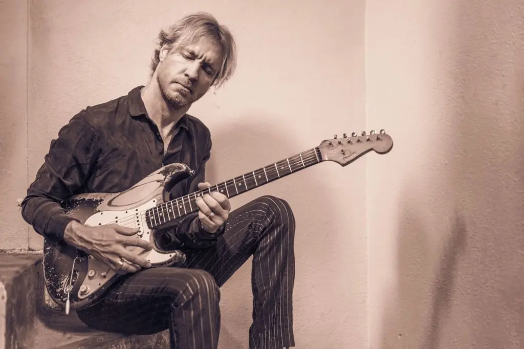 Kenny Wayne Shepherd with guitar