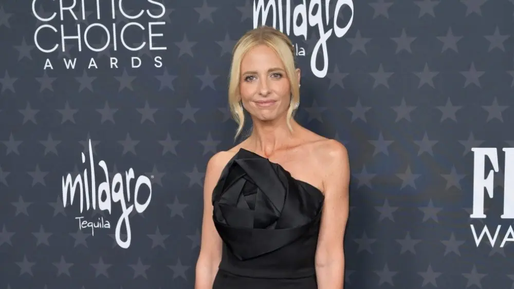 Sarah Michelle Gellar at the Critics Choice Awards 2025. SANTA MONICA^ USA. February 07^ 2025