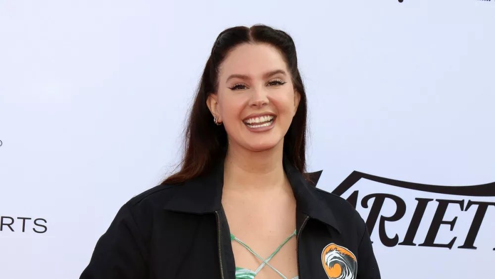 shutterstock_2093280751857336