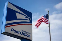 wythevilleva-usa-march112019unitedstatepostalservicesignwith