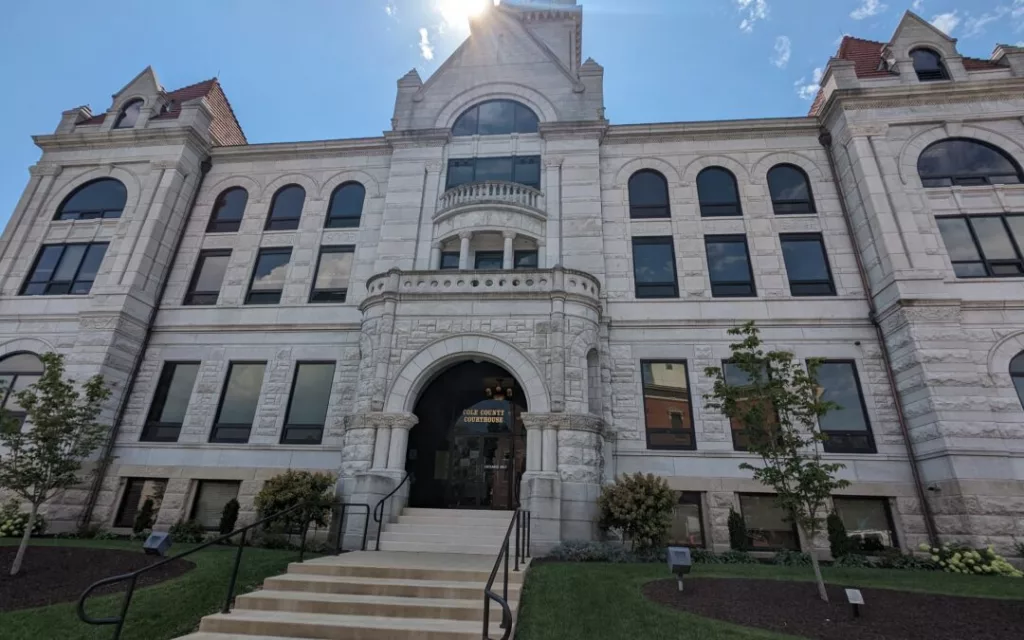 cole-county-courthouse