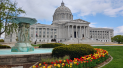 mo-capital-building