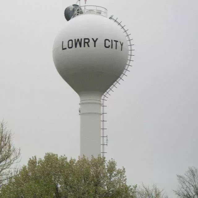 lowry-city-water-tower