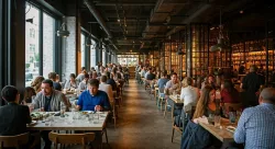 indoorphotoofafancyandmodernrestaurantfullof