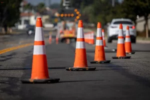 trafficconesonroadwithelectronicarrowpointingtothe