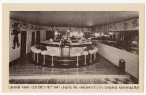 carnival-room-in-dutchs-top-hat-joplin-missouris-only-complete-revolving-bar_r1551-23-14