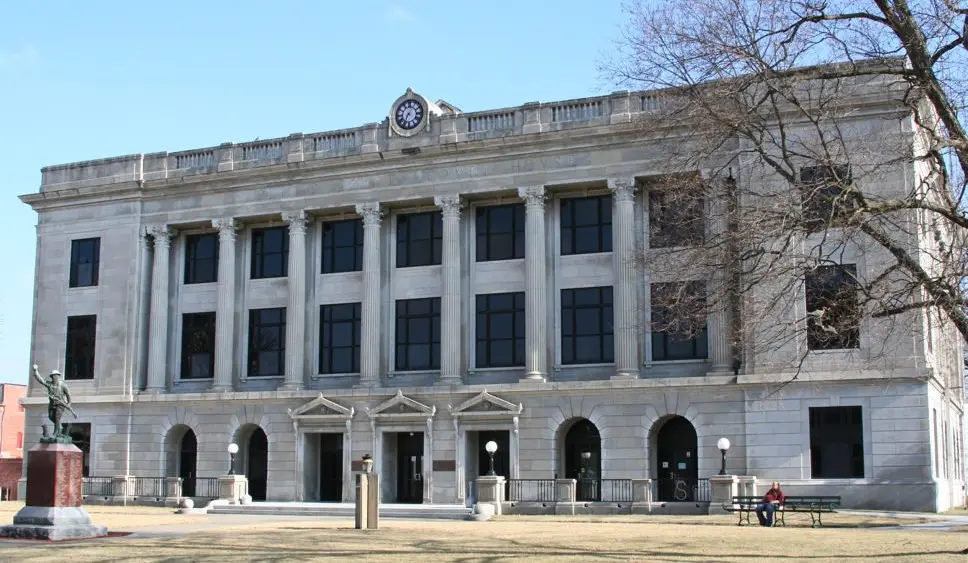 pettis_county_courthouse