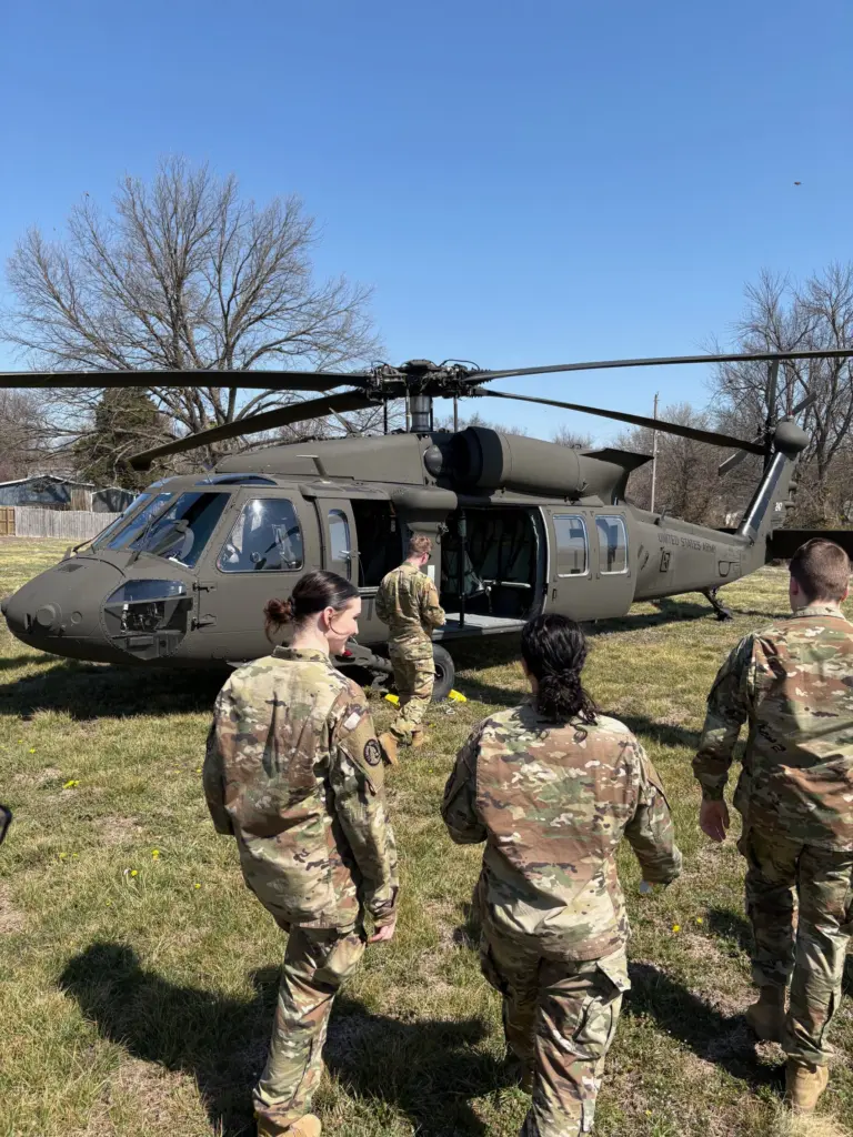 chsjrotc_blackhawkflight-8