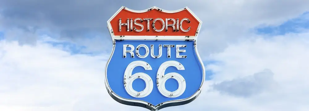 panoramicviewoffamoussignonroute66usa