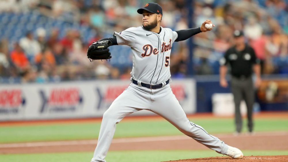 r1024726_1296x729_16-9