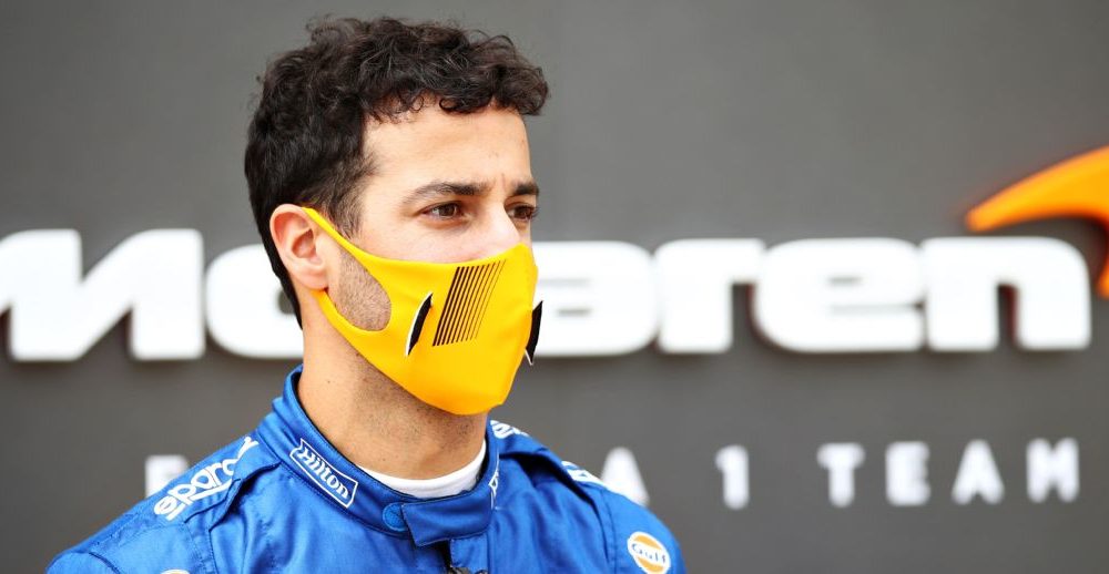 r1036528_1296x518_5-2