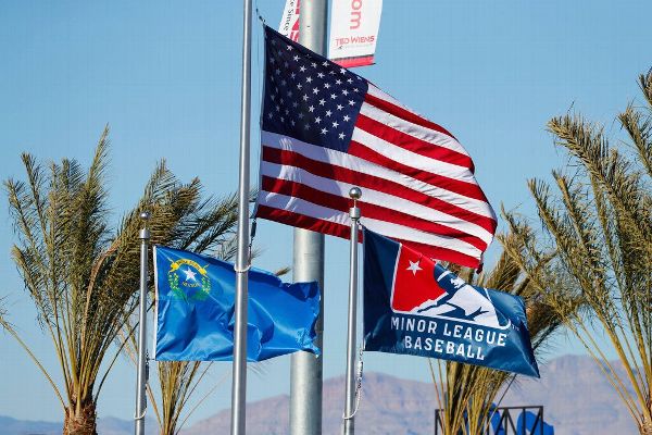 r1036747_600x400_3-2