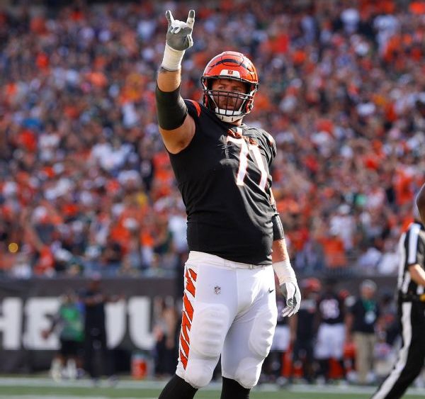 r1040655_600x600_1-1