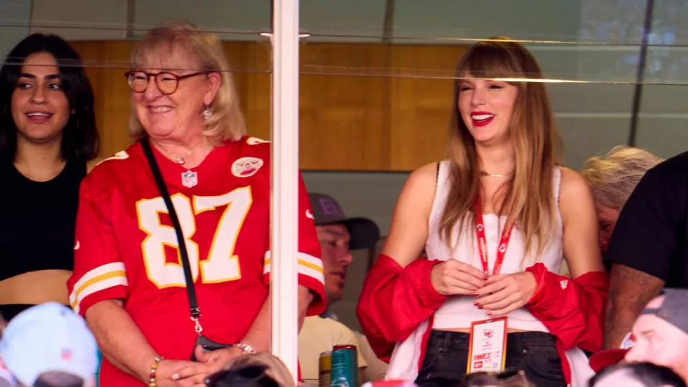 r1229802_1296x729_16-9631244