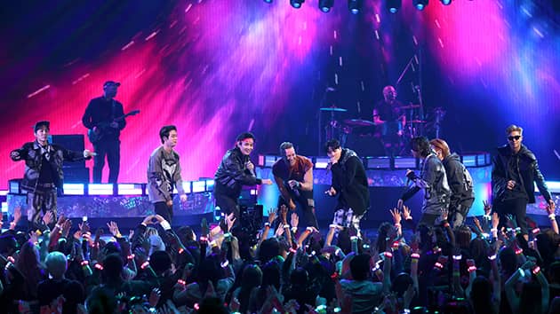 getty_bts_coldplay_012622