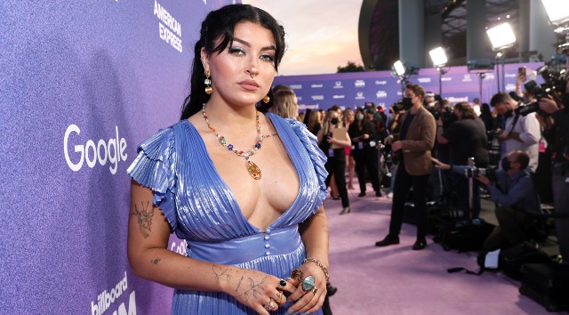 getty_emmymeli_030522