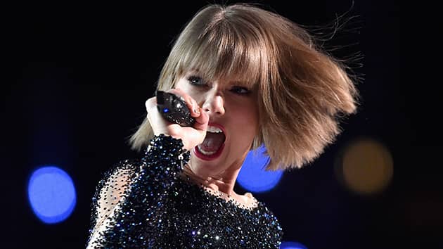getty_taylor_042922